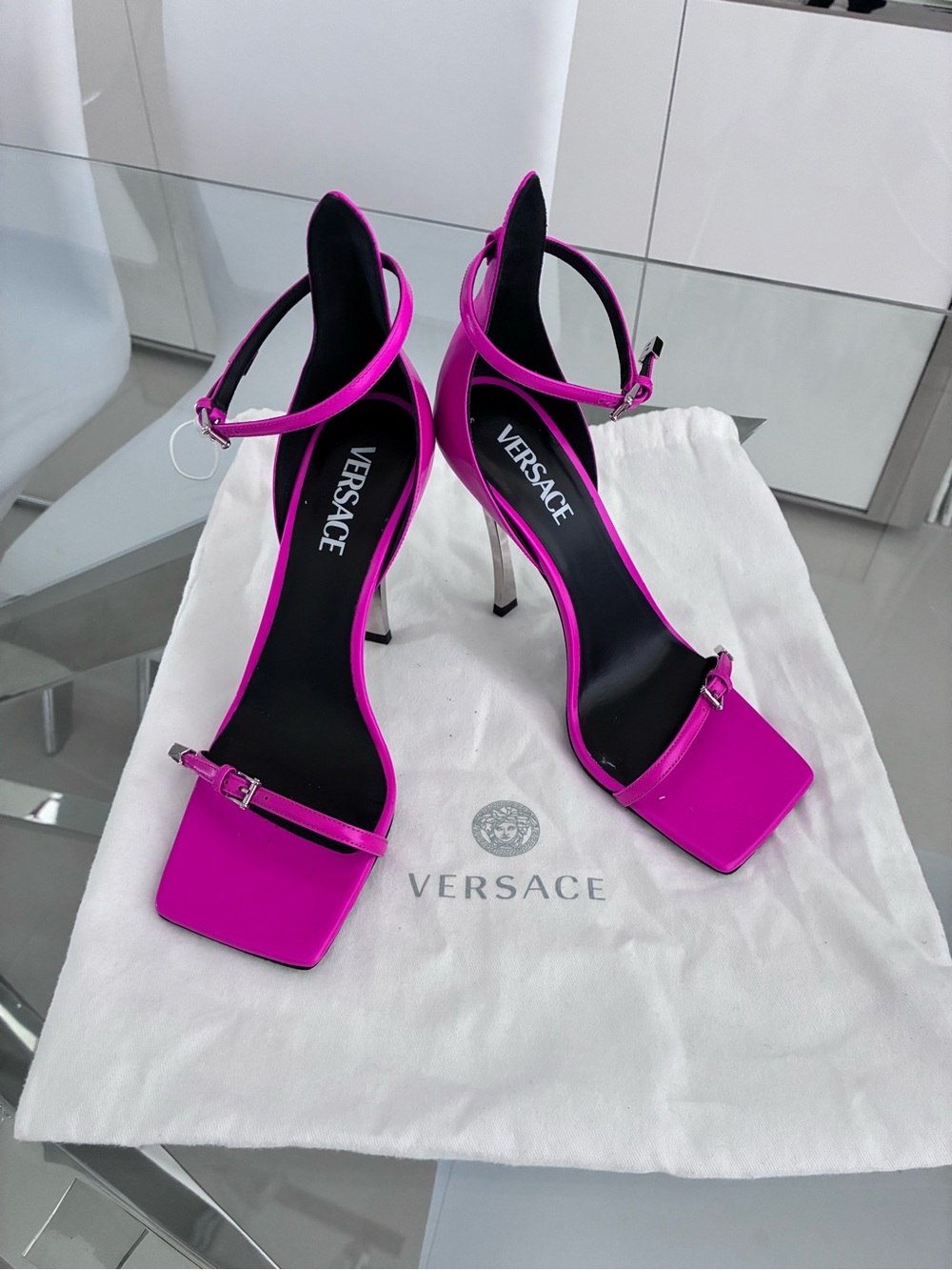 Versace Fuchsia Pin Point Strappy Square-Toe Stiletto Sandals